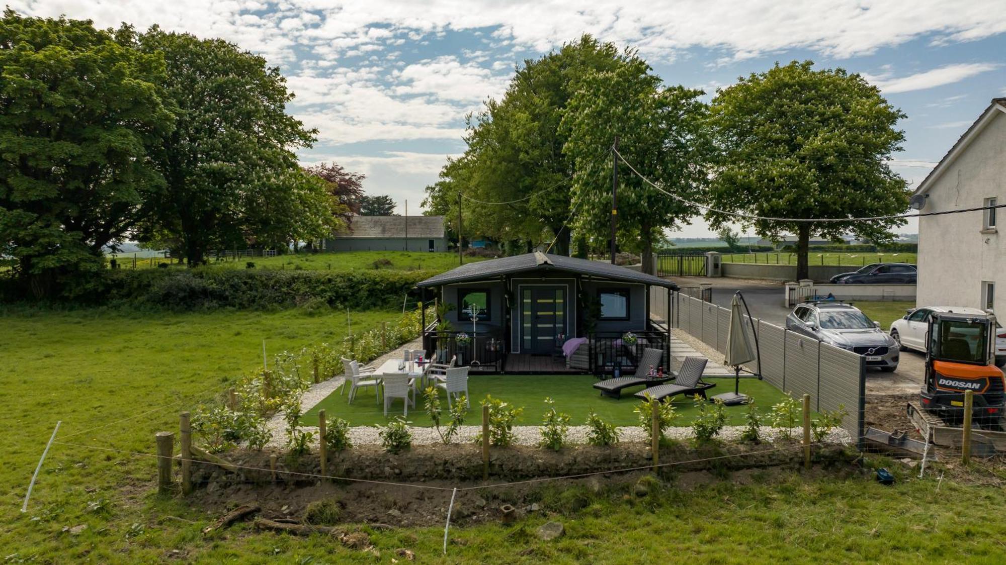 The Border Lodge Forkhill Exterior photo